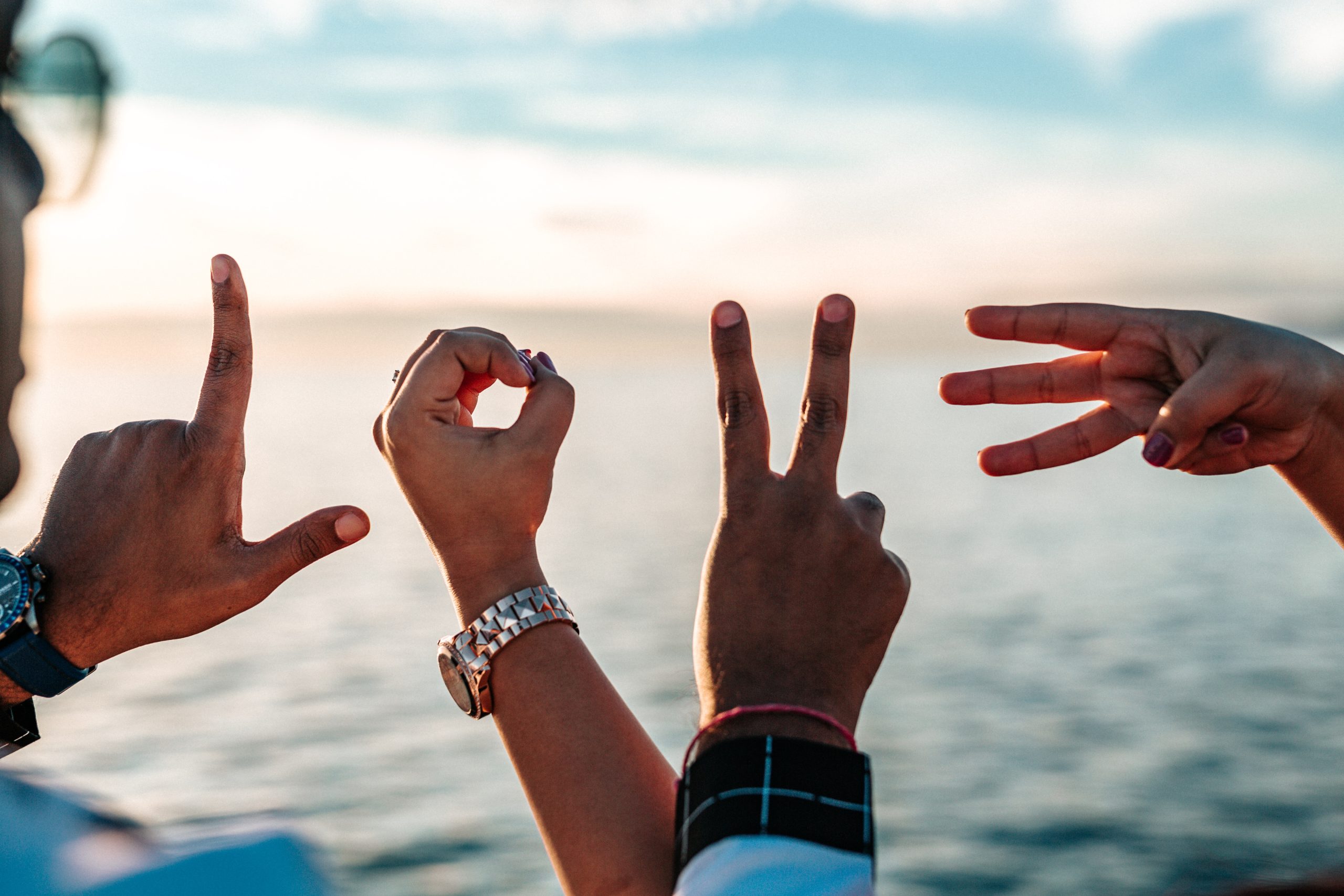 How to show money love